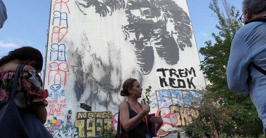 Berlin: Street Art and Alternative Tour - What the three-hour walk feels like