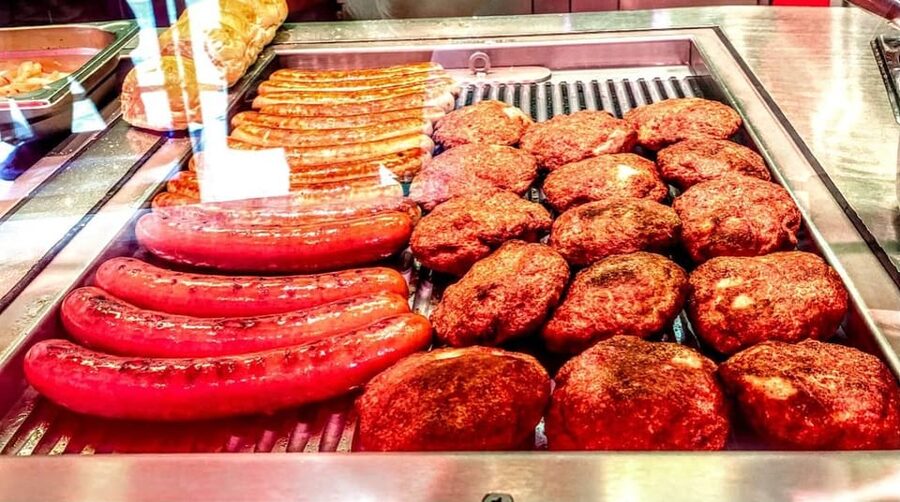 Berlin: Street Food Tour with 10 Tastings - Bergmannstraße, Mehringdamm, and the walk between plates