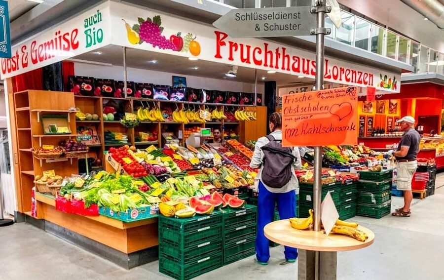 Berlin: Street Food Tour with 10 Tastings - How much food do you really get?