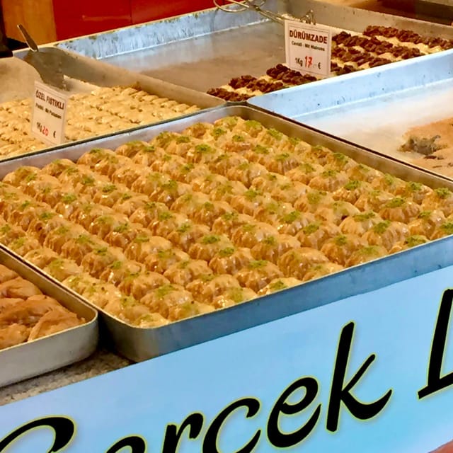 Berlin: Street Food Tour with 10 Tastings - Practical details before you book