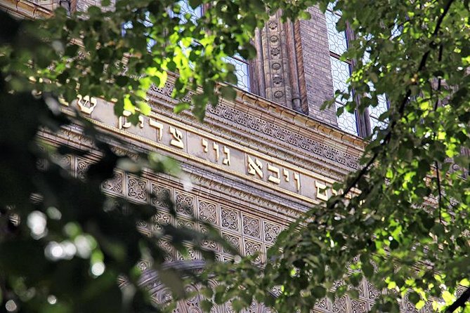 Berlin Third Reich Sites: Half-Day Walking Tour - Anhalter Bahnhof and the reality of deportation