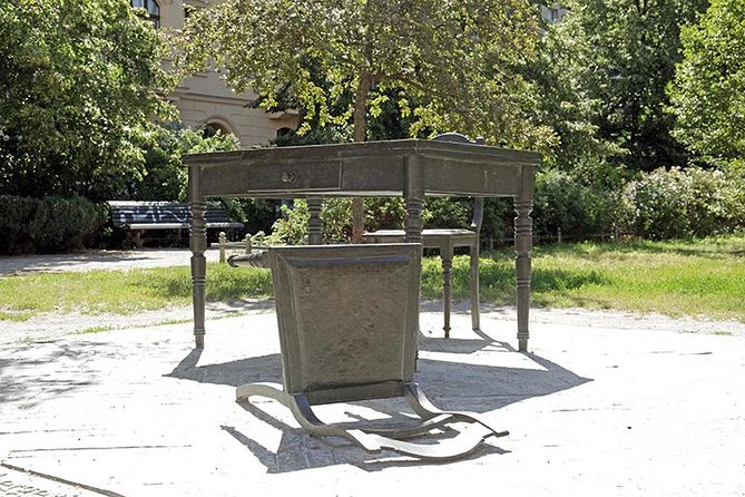 Berlin Third Reich Sites: Half-Day Walking Tour - Otto Weidt and the Neue Synagogue