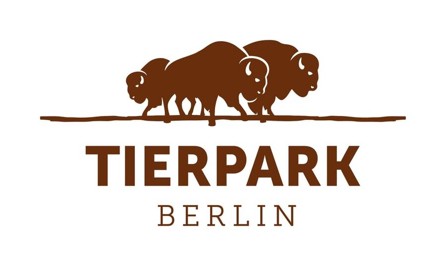 Berlin: Tickets for the Tierpark in East Berlin - The Africa Savannah and its giraffe walkway