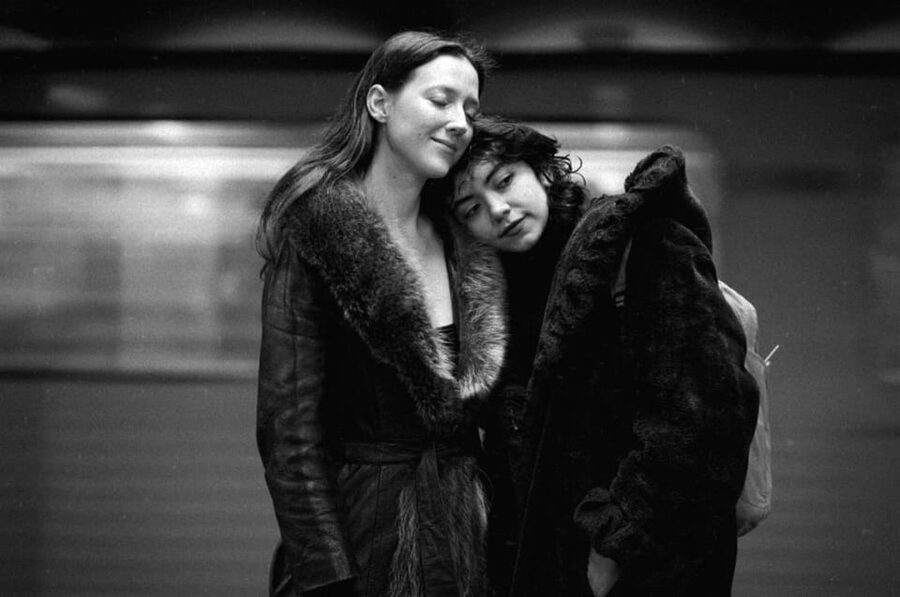 Berlin U Bahn Cinematic Photography Tour - Booking, cancellation, and language details