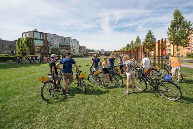 Berlin Wall and Cold War Bike Tour in Small Groups - The Berlin Wall Memorial gives the clearest physical sense of the border
