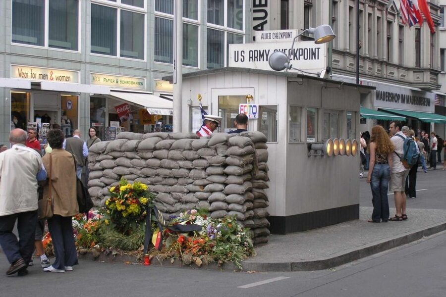 Berlin Wall: City Tour of Divided Germany - The Brandenburg Gate as a former border crossing