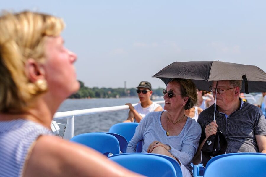 Berlin: World Heritage Cruise to Potsdam - Getting to the dock at Berlin-Wannsee