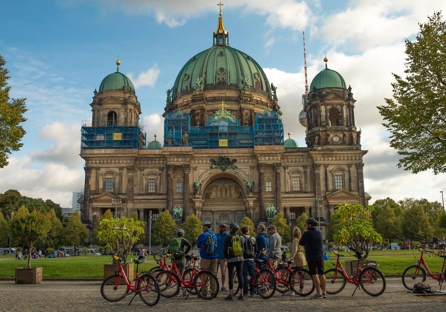 Best of Berlin E-Bike Tour - Why an E-Bike works well in central Berlin