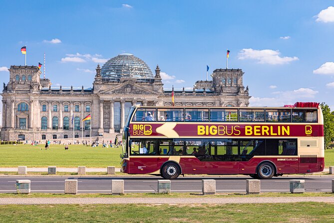 Big Bus Berlin Hop-On Hop-Off Sightseeing Tour & Currywurst - The Wall, Checkpoint Charlie, and Gendarmenmarkt