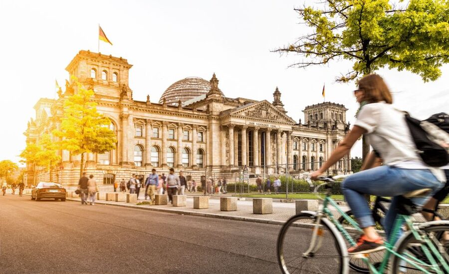 Bike Tour of Berlin Top Attractions with Private Guide - What the 4-hour route adds