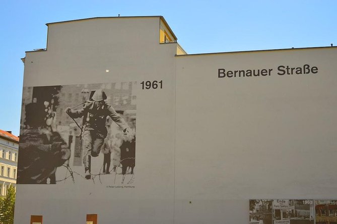 Cold War, Berlin Wall, Spies and the East Side Gallery - The $18 price and the transport catch