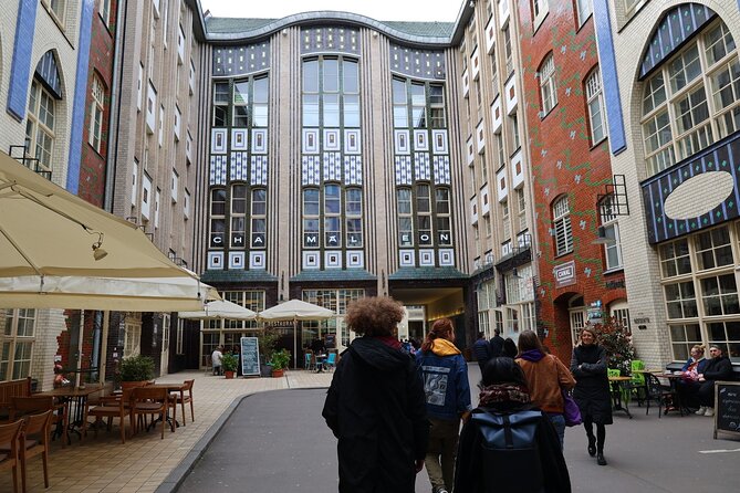 Eating Berlin: City Center Food & Beer Tour - Craft beer at Dircksenstraße 143