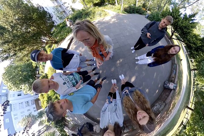 Escaping and spying on the Berlin Wall Scavenger hunt - Starting at Weinbergsweg