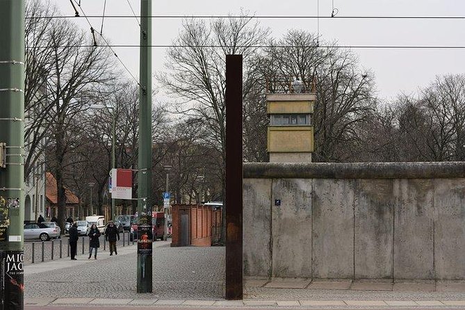 Explore The Berlin Wall: Cold War Berlin and Behind the Berlin Wall - How the three hours feel in practice