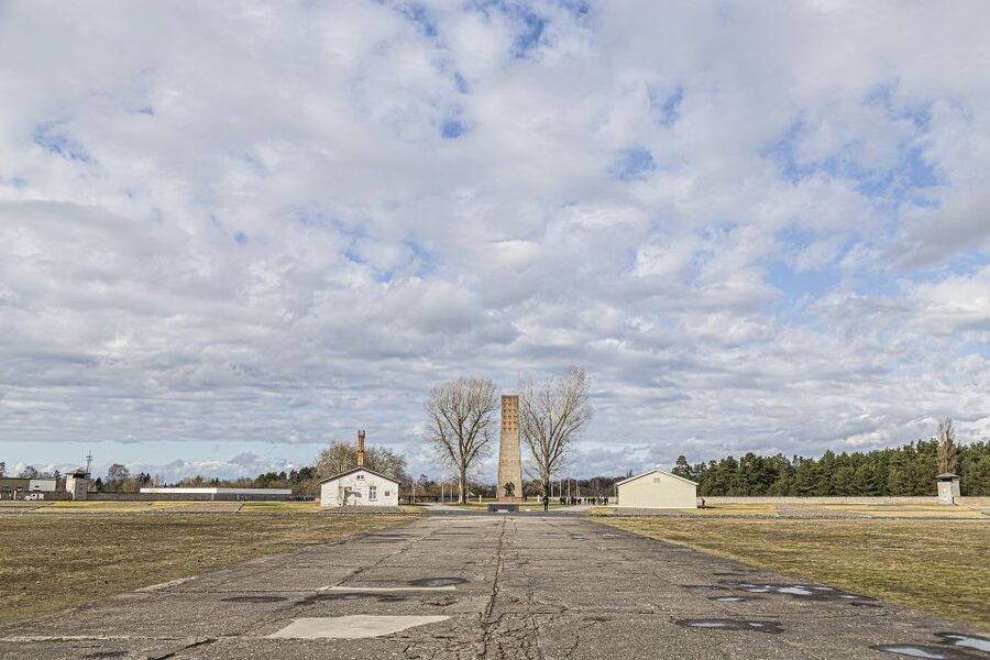 From Berlin: Sachsenhausen Concentration Camp Day Trip - Who should book this Sachsenhausen tour?