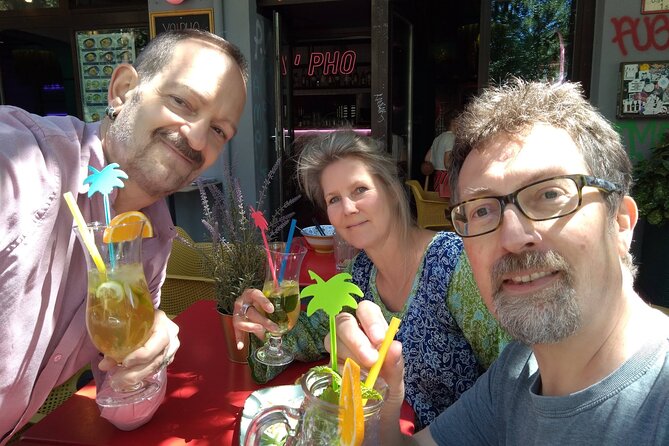 Gastro Tour with Klaus though the Wrangelkiez, Kreuzberg - Oberbaumbrücke: start with Berlin’s divided city