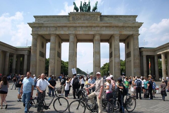 Half-Day Guided Bike Tour of Central Berlin's Highlights - Friedrichstadt-Palast adds a cultural note
