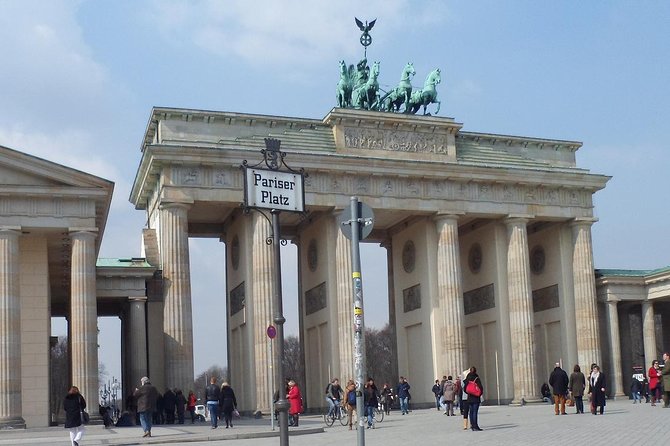Half-Day Guided Bike Tour of Central Berlin's Highlights - The Reichstag: modern democracy beside old power