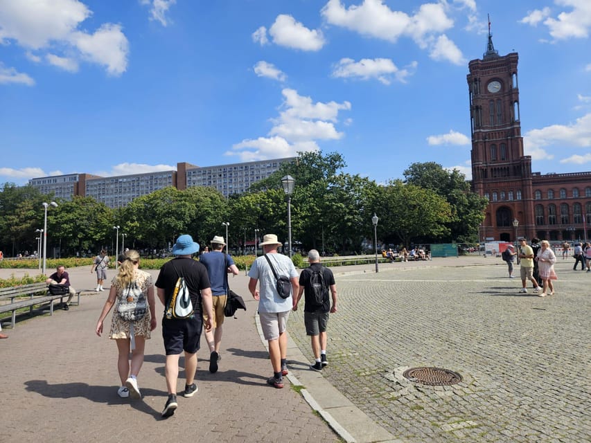 Historic Berlin Pubs & History Tour - Marienkirche and Alexanderplatz: Berlin before the postcard