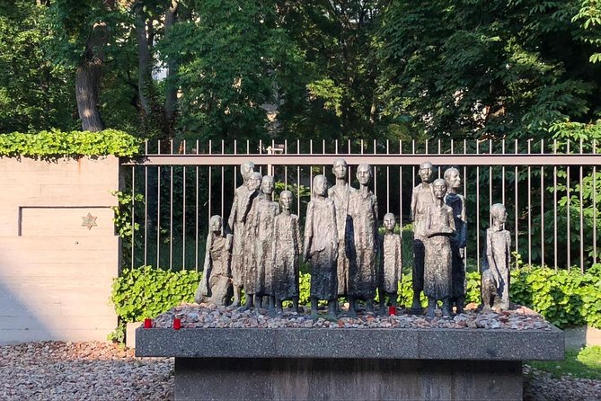Jewish Berlin Extended (private Walking tour - 5 Hours) - The New Synagogue and its incomplete beauty