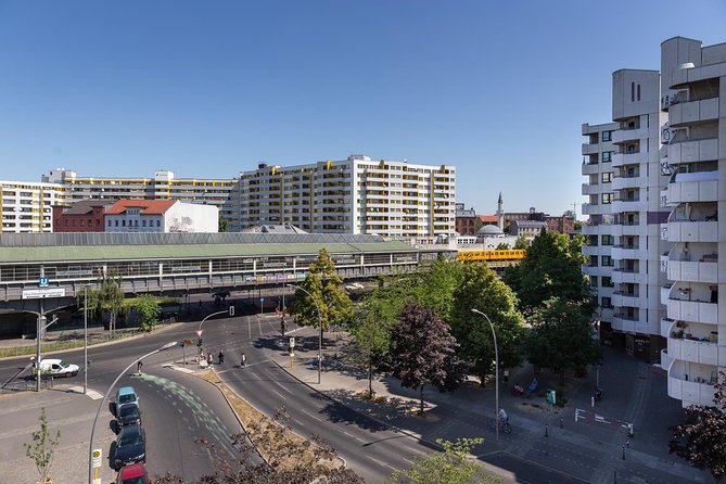 Kreuzberg Tour – Kriminell und kuschelig - Price, timing, and cancellation in plain terms