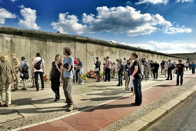 Kreuzberg Walking Tour: Immigrants, Artists & Hipsters - Why Kreuzberg makes a better history lesson than a standard city tour