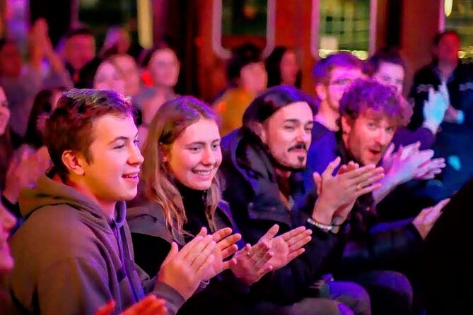 Laughing Spree - English Comedy Show on a Boat - Short sets keep the evening moving