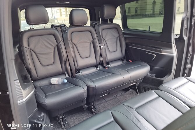 Minivan Driver and Guide (DIN15565) Tailor Made Berlin Highlights - Why this two-hour tour works as a Berlin introduction