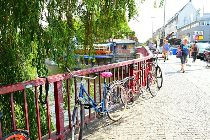 Modern Berlin Private Walking Tour: Diverse, Vibrant and Exciting German Capital - Starting in Mitte, Berlin’s Reunited Core