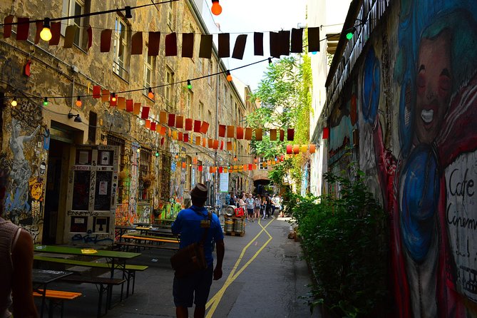 Modern Berlin Private Walking Tour: Diverse, Vibrant and Exciting German Capital - Prenzlauer Berg, From Bohemian Streets to Family Berlin