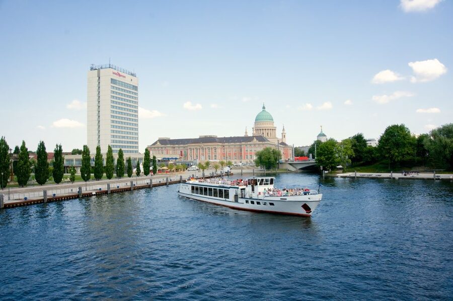 Potsdam: Palace Tour by Boat - Passing under Glienicke Bridge