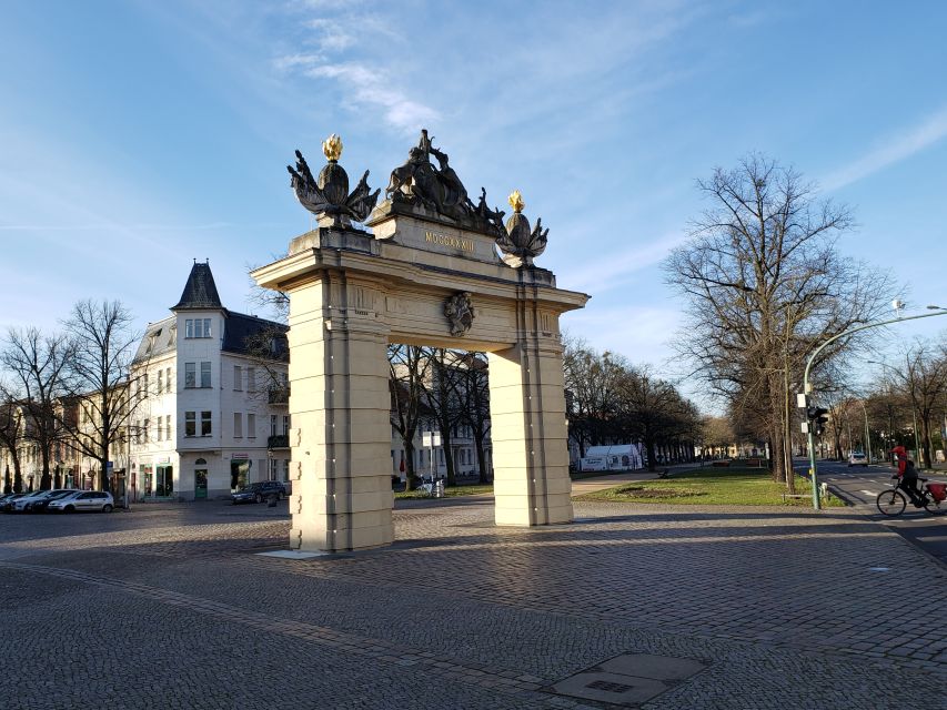 Potsdam: Private Walking Tour of Potsdam and Sanssouci - The rebuilt City Palace and Potsdam’s pink center