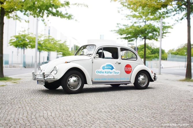 Private 4h Berlin Discovery Tour in an Oldtimer Volkswagen Beetle - Potsdamer Platz and the sweep of modern Berlin