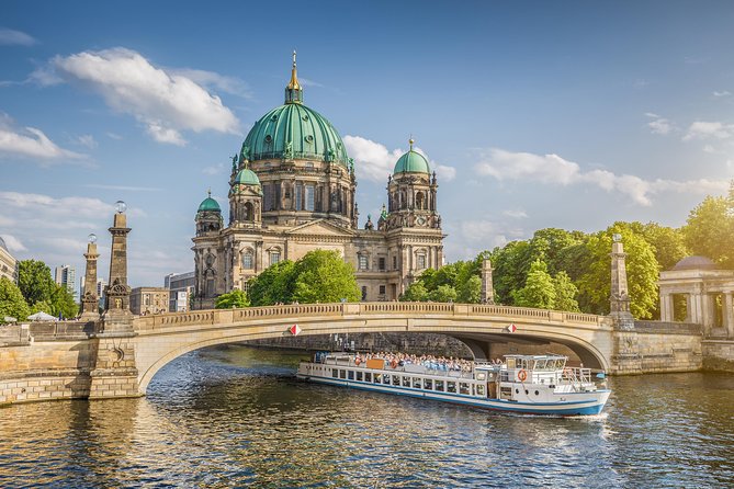 Private Berlin Half Day Tour with a Local: See the City Unscripted - Checkpoint Charlie and Berlin’s divided past