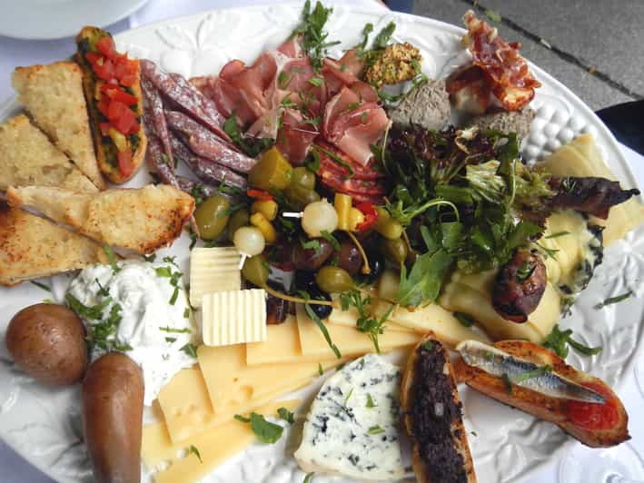 Private Berlin Street Food Bike Tour - Dietary needs require a direct conversation
