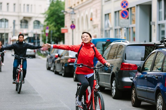 Private Berlin Street Food Tour by Bike - Konnopke’s Imbiss and the currywurst tradition
