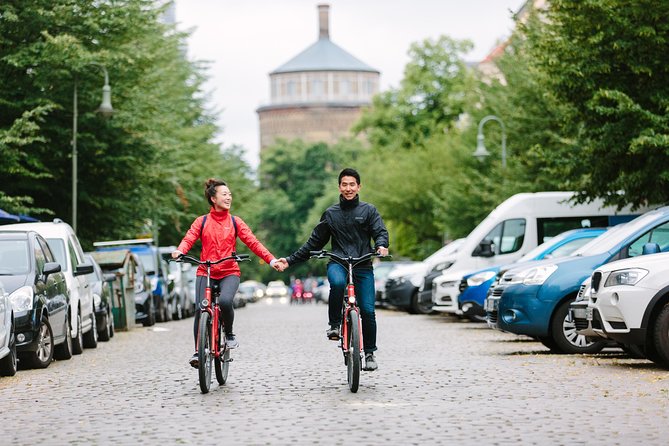 Private Berlin Street Food Tour by Bike - SammyS Berliner Donuts and the final return