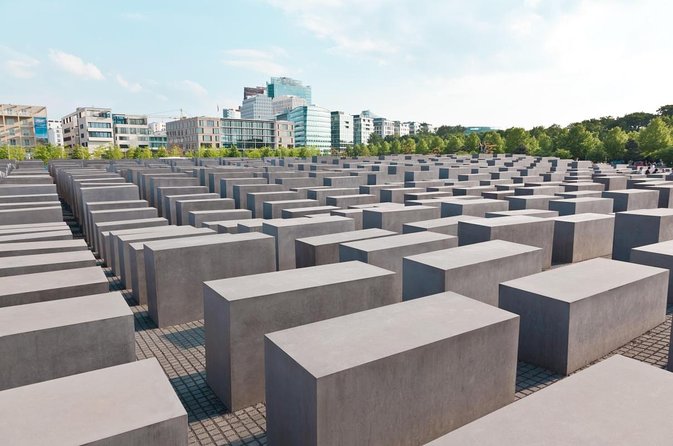 Private Berlin WWII and Cold War History Tour with Local Expert Guide - Starting at Oranienburger Strasse