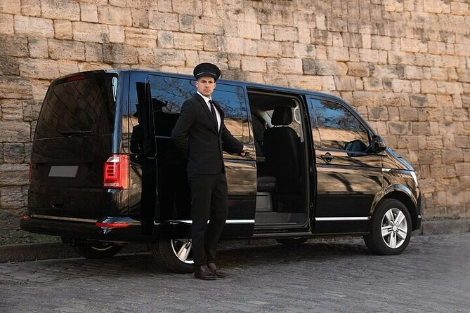 Private One way Airport Transfer Berlin Airport To Berlin - Key points to know before booking