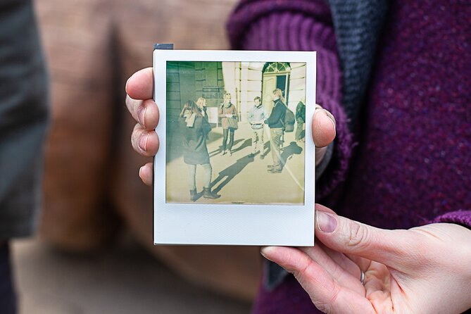 Private Photo Tour in Kreuzberg - Engelbecken and a different side of Kreuzberg