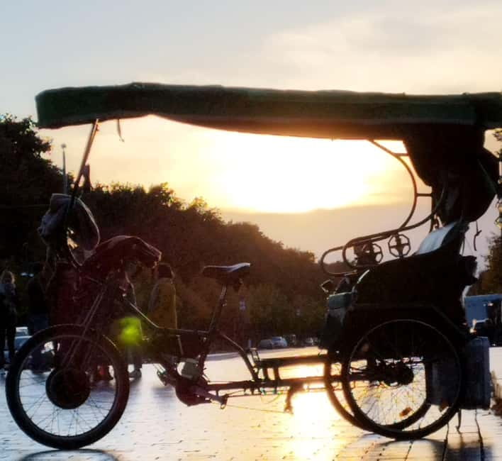 Private Rickshaw Taylor Made By Night Tour - What the two-hour Mitte route can cover