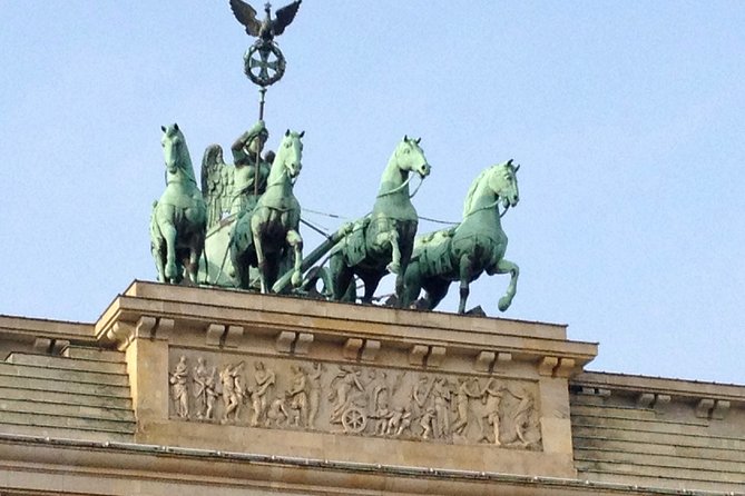 Private Taxi Tour of Berlin East and West and Neighbourhood approx. 4-6h - Why a private taxi works well in Berlin