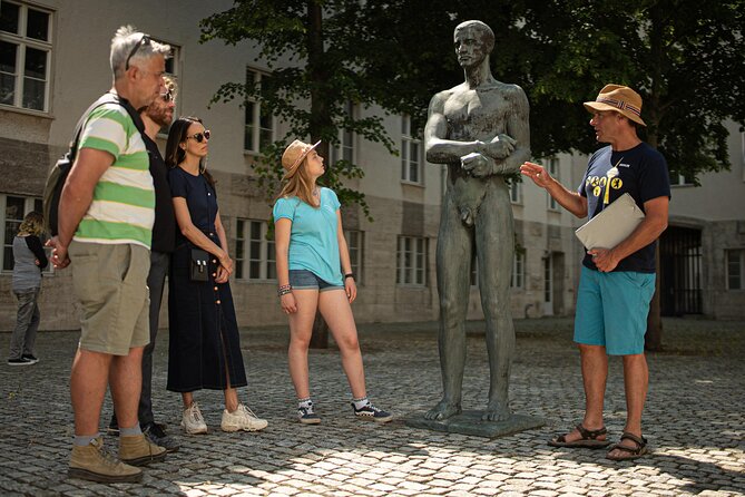 Private Walking Tour: World War 2 and Cold War Sites in Berlin - Holocaust Memorial and the Führerbunker site
