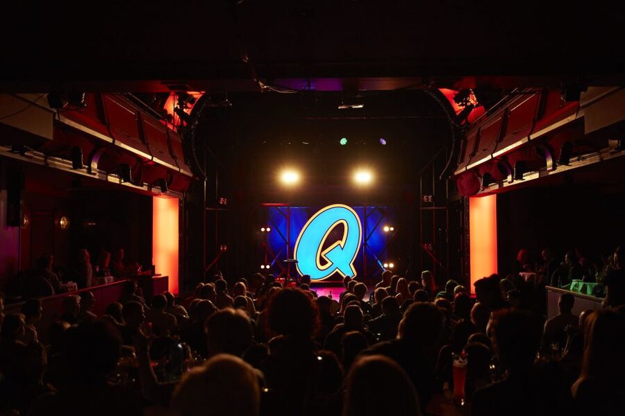 Quatsch Comedy Club Berlin: Die Late Night Show - The 22:15 start and the late-night rhythm