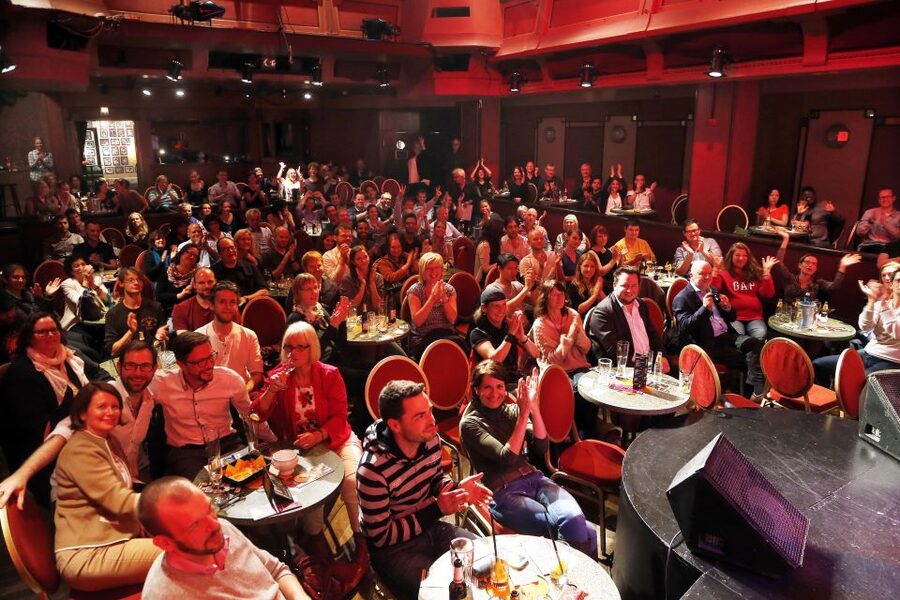 Quatsch Comedy Club Berlin: Quatsch Comedy Hot Shot - Getting the best seat at the Berlin club