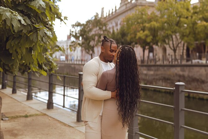 Romantic Couple Photoshoot in the Heart of Berlin - What you receive after the hour