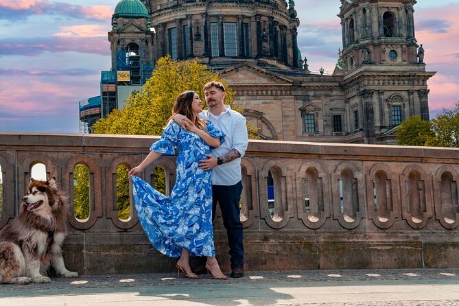 Romantic Couple Photoshoot in the Heart of Berlin - Who will get the most from this experience?