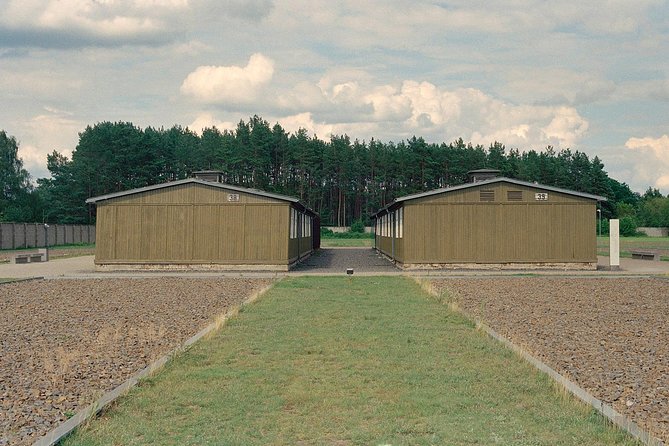 Sachsenhausen Concentration Camp - Tour in Italian - The journey from central Berlin to the memorial