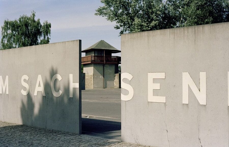 Sachsenhausen Memorial: Walking Tour from Berlin - Entering a camp built as a model of control