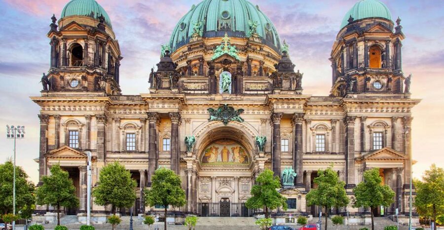 Skip-the-line Berlin Cathedral and Old Town Private Tour - Crossing Schlossbrücke to Museum Island